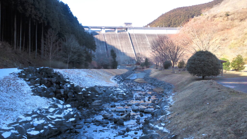 冬の松田川ダム