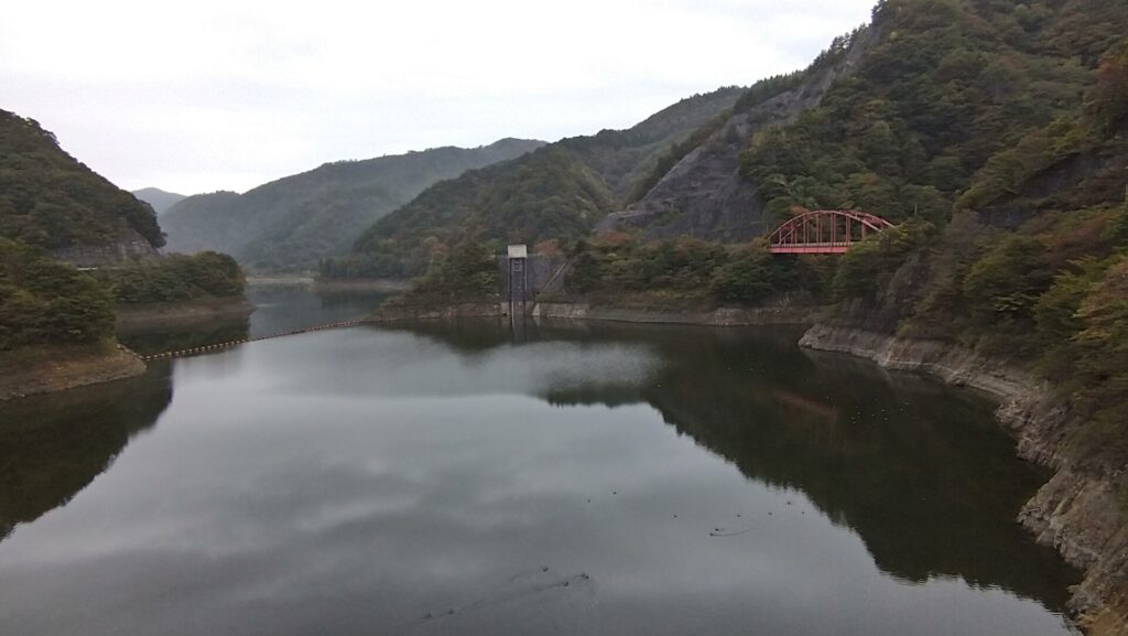 湯の入り湖の風景