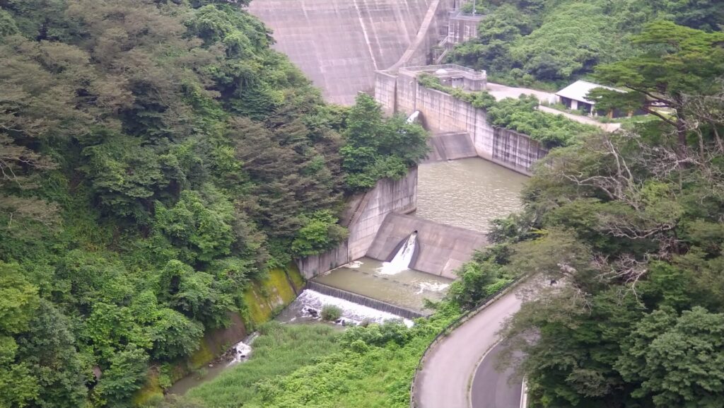 滝川ダムの減勢工