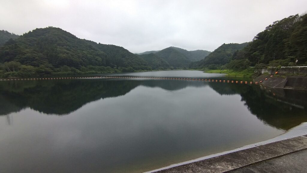 坂下ダムのダム湖