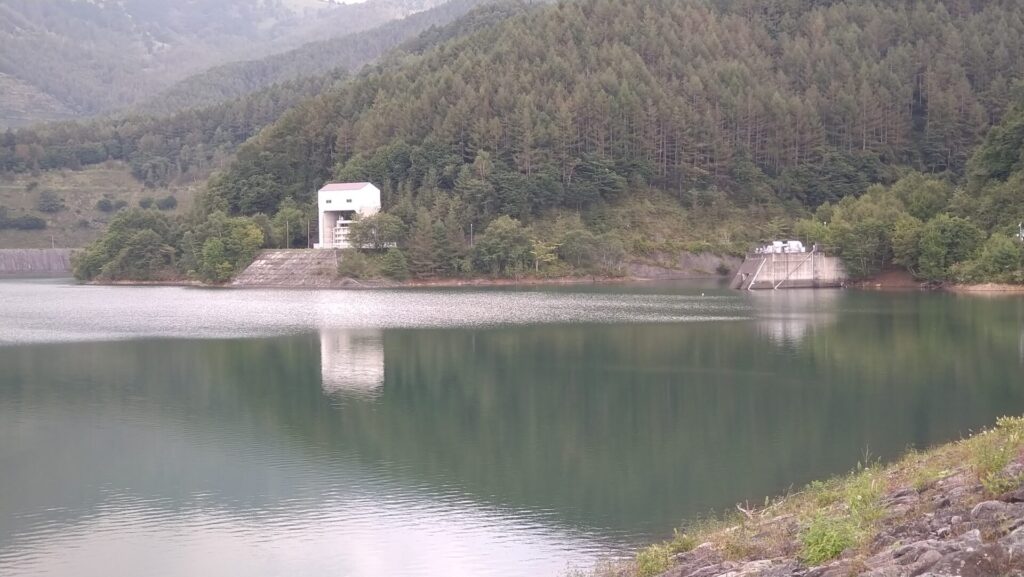 葛野川ダムへの取水口