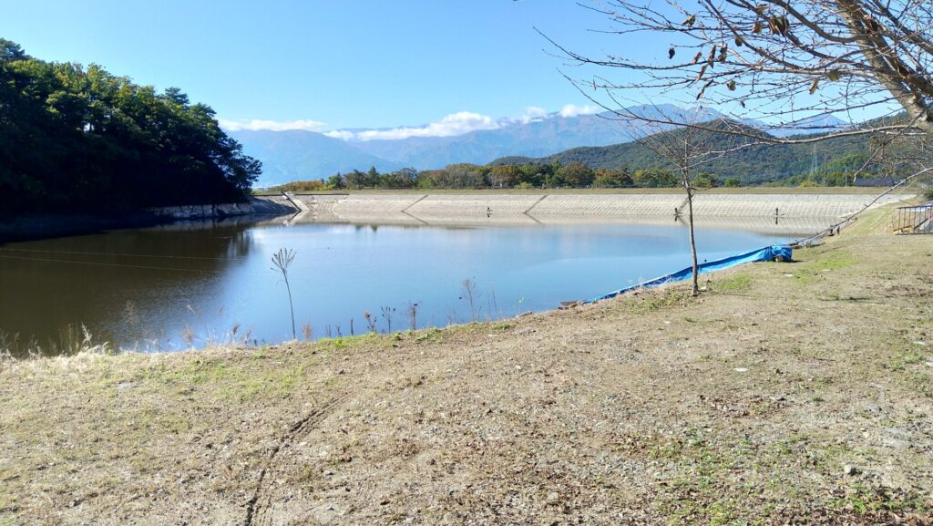 竜ヶ池の風景