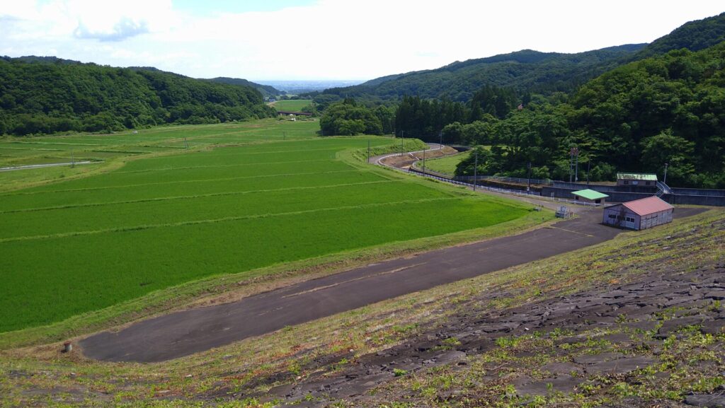 保野川ダムから見える田園風景