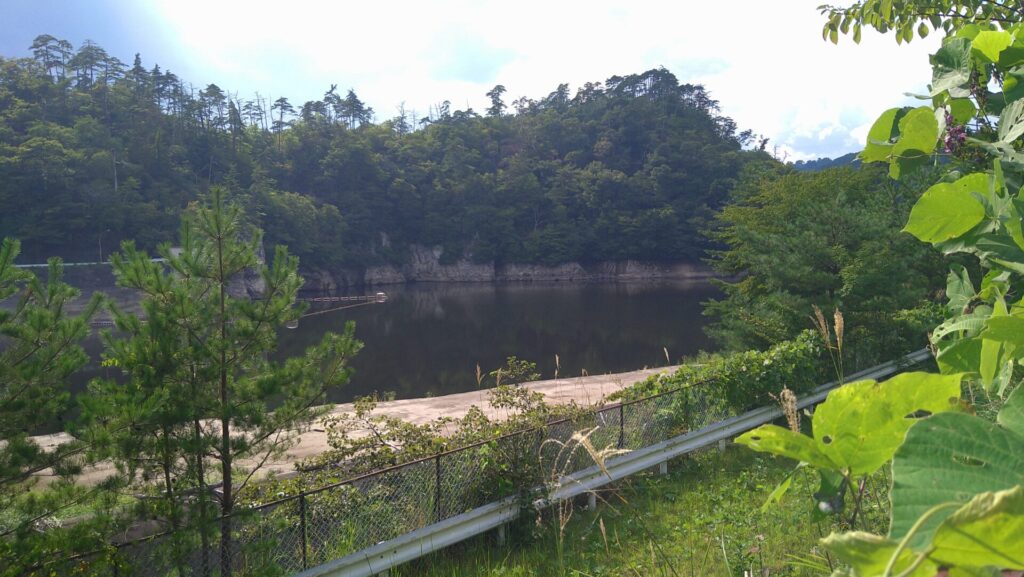 村田ダムのダム湖