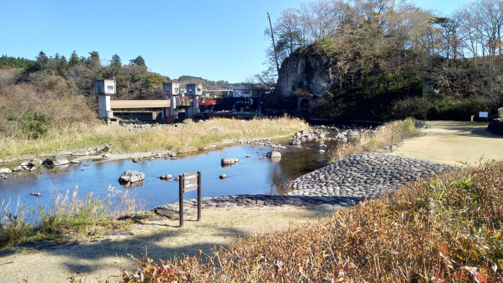 那須疏水公園から見える西岩崎頭首工