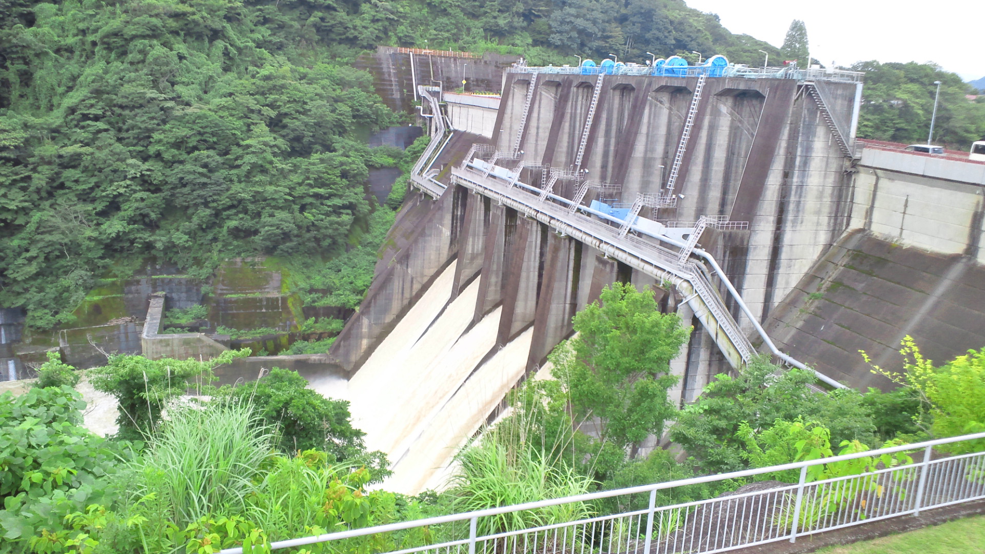城山ダム