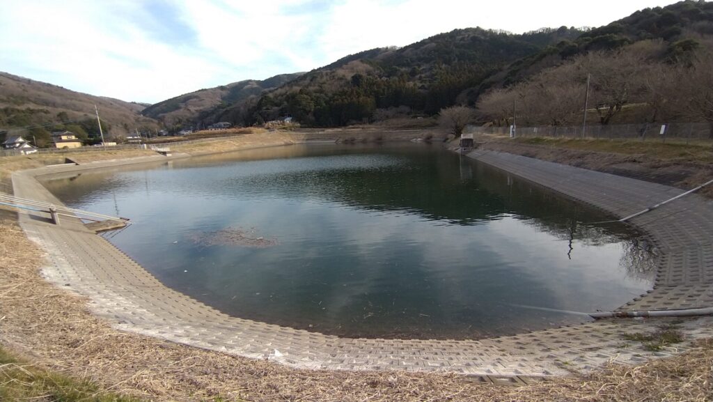柳沢貯水池の風景