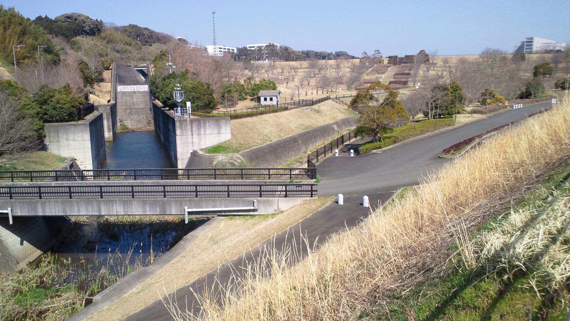 矢那川ダム
