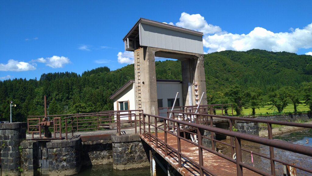 黒又ダムのゲート