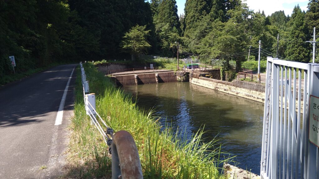 黒又ダムの沈砂池