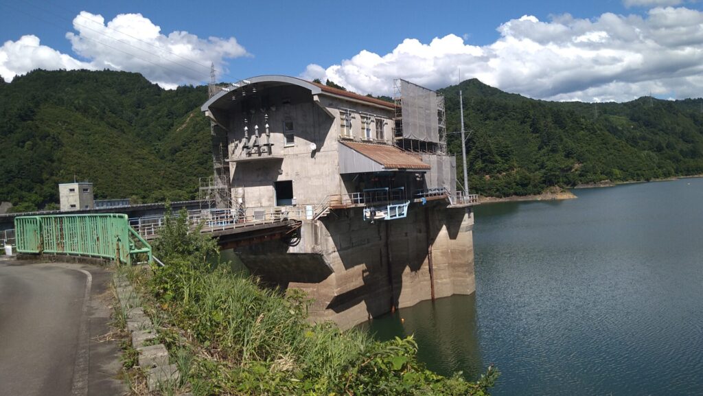 黒又川第一ダムの取水設備