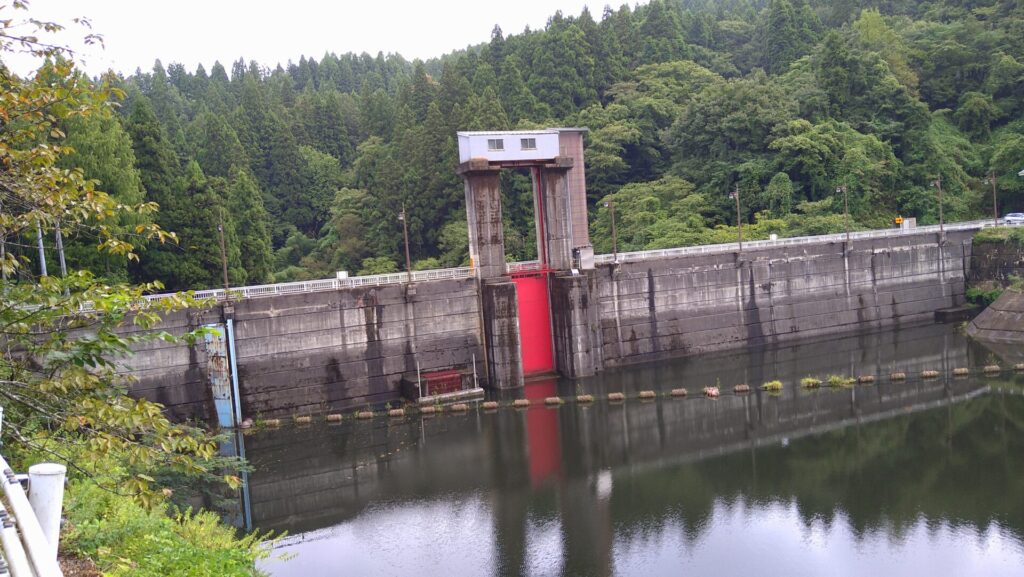 下条川ダムの上流側