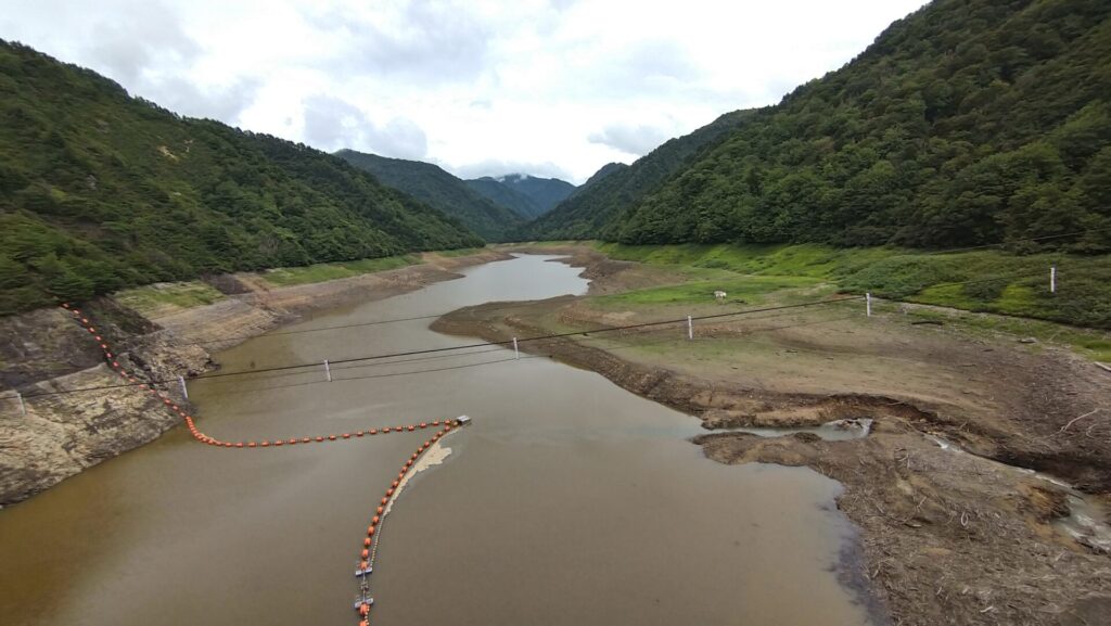 笠堀ダムのダム湖