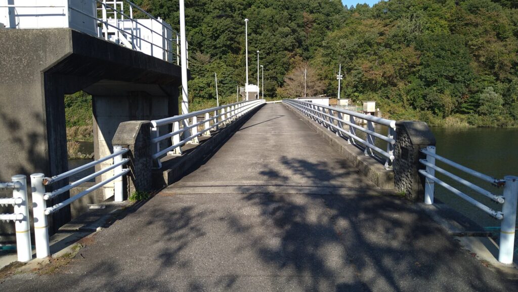 夏井頭首工の橋