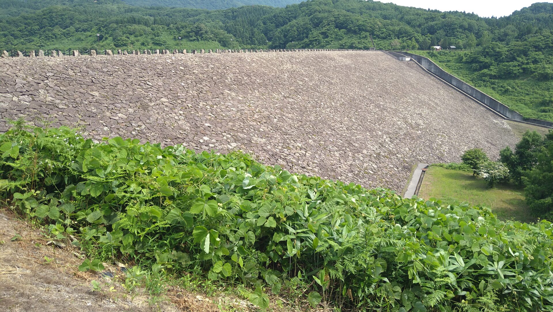 柿崎川ダム