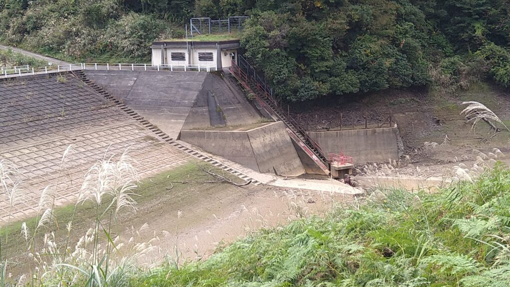 五升苗ダムの取水設備