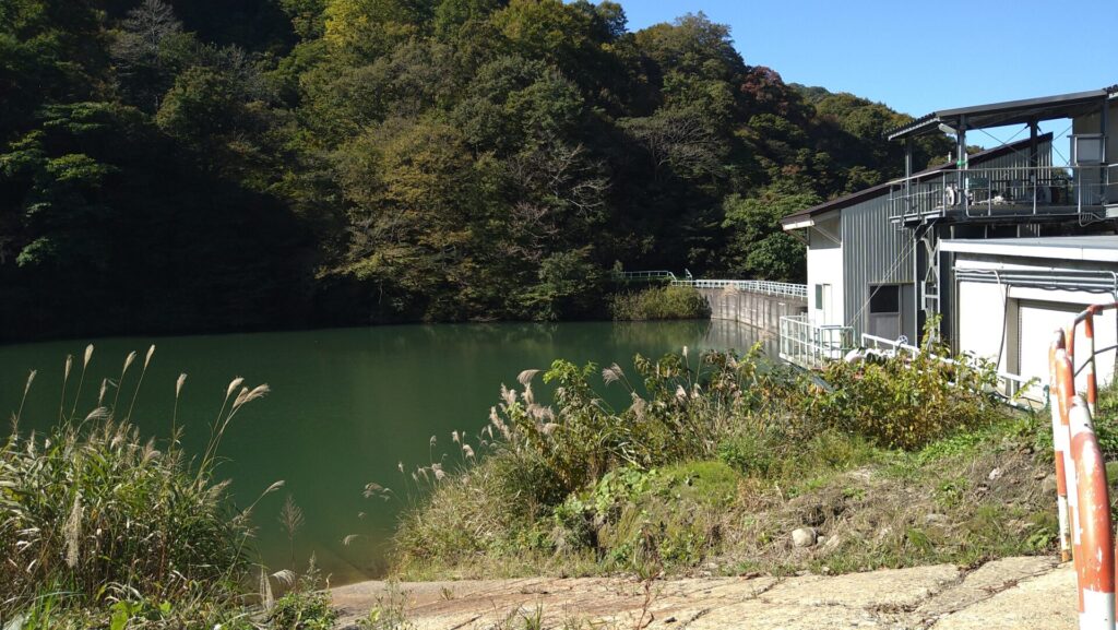 後谷ダムの上流側
