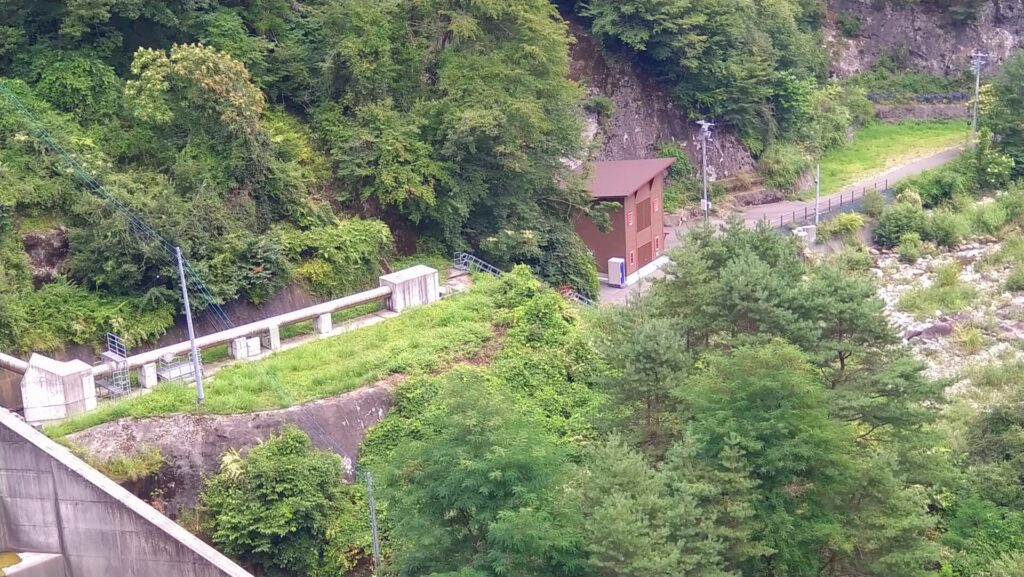 片桐ダムの発電所
