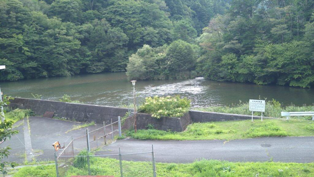 駒場ダムのダム湖
