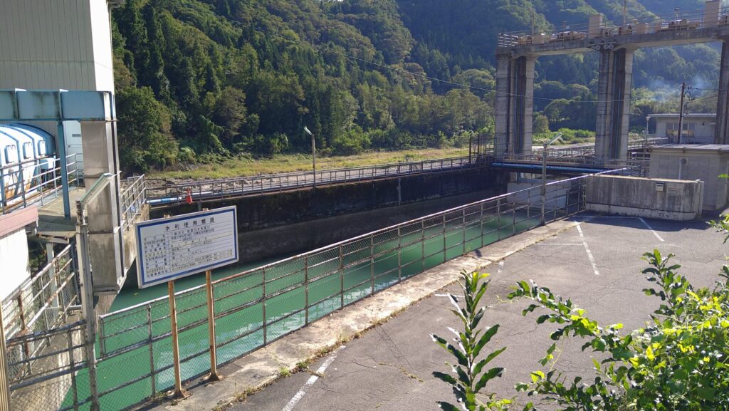 生坂ダムの取水口
