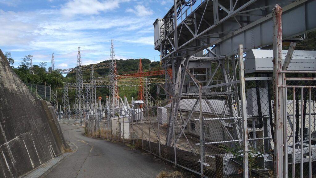 笹平発電所の風景