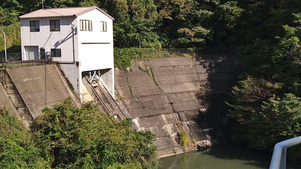 湯川ダムのインクライン
