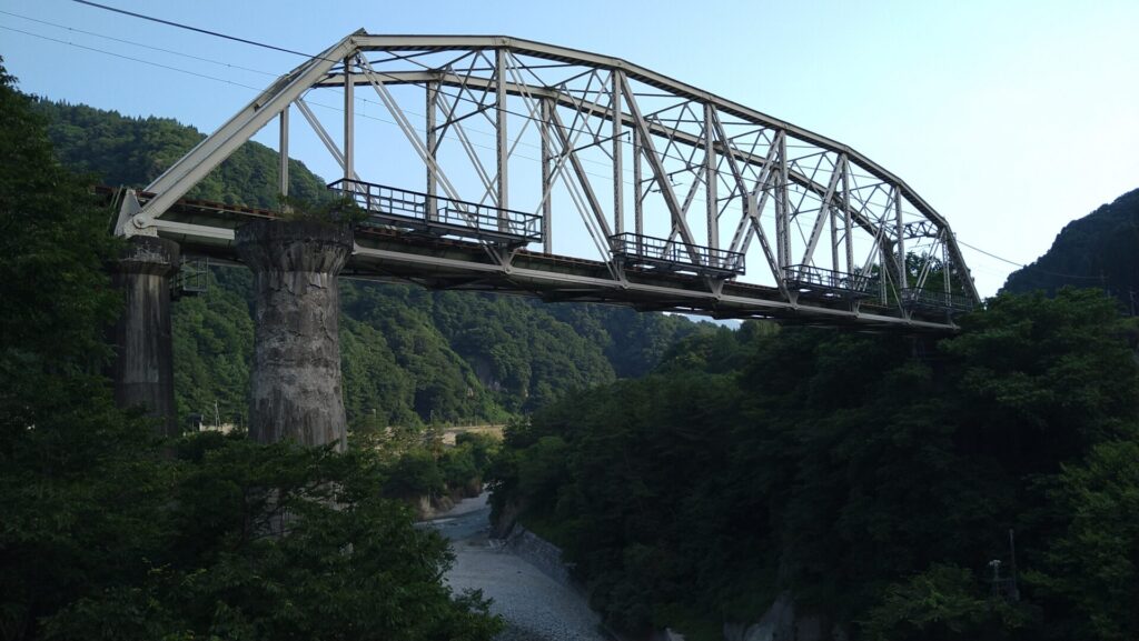 JR大糸線の鉄橋