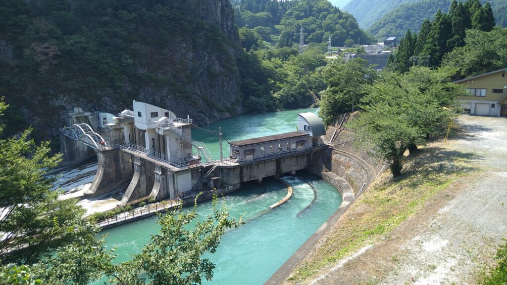 姫川第六発電所取水堰