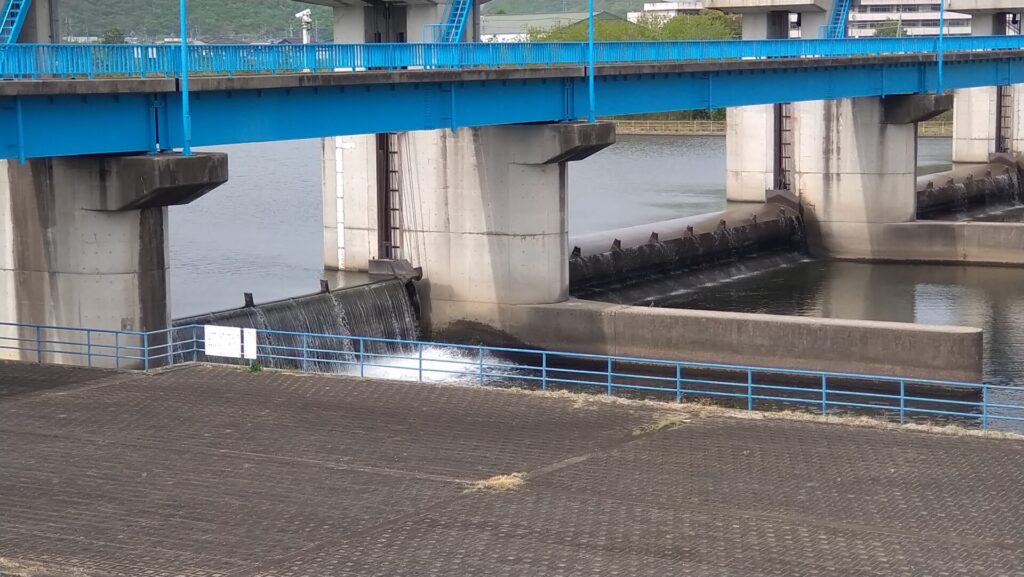 太田頭首工のゲート