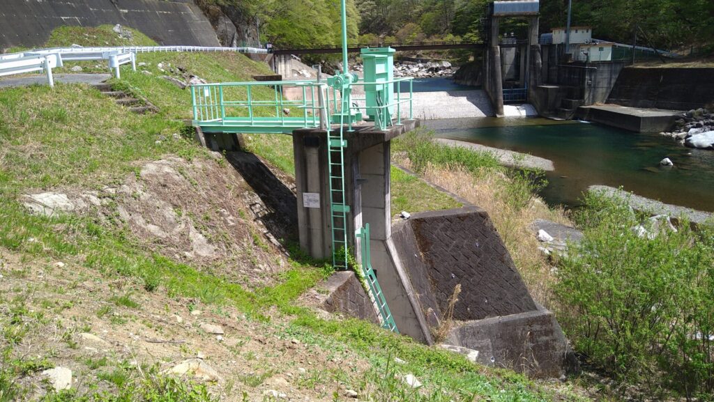 本川取水堰の流入口