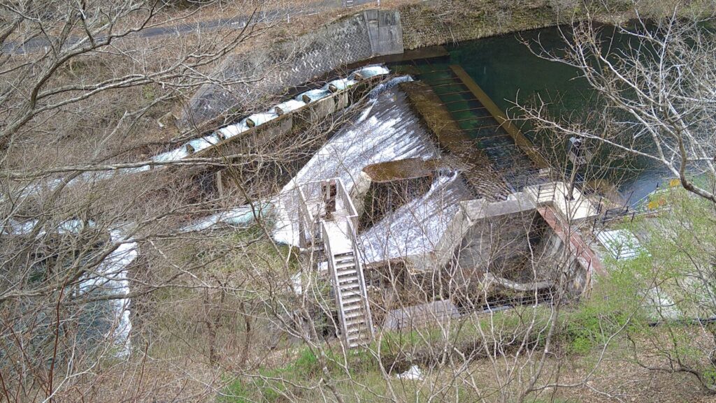 仲内ダムの風景