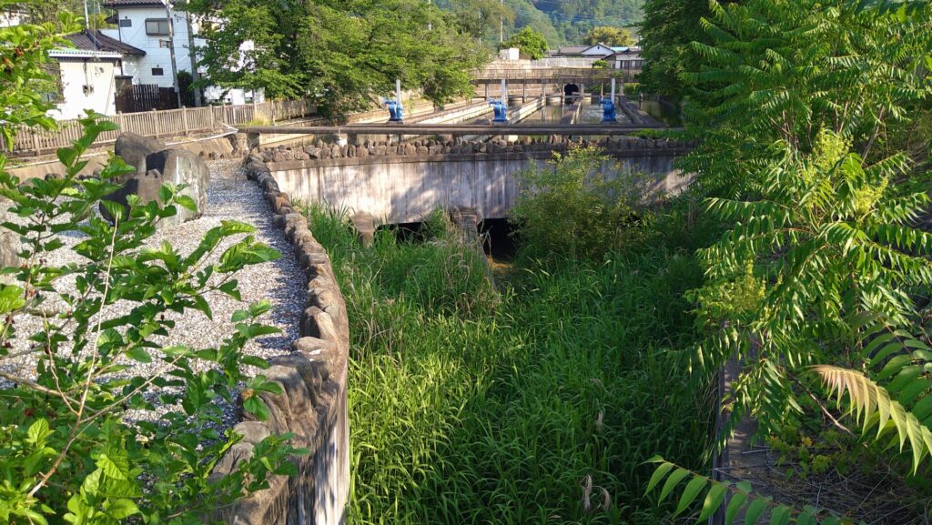 神流川頭首工の旧水路