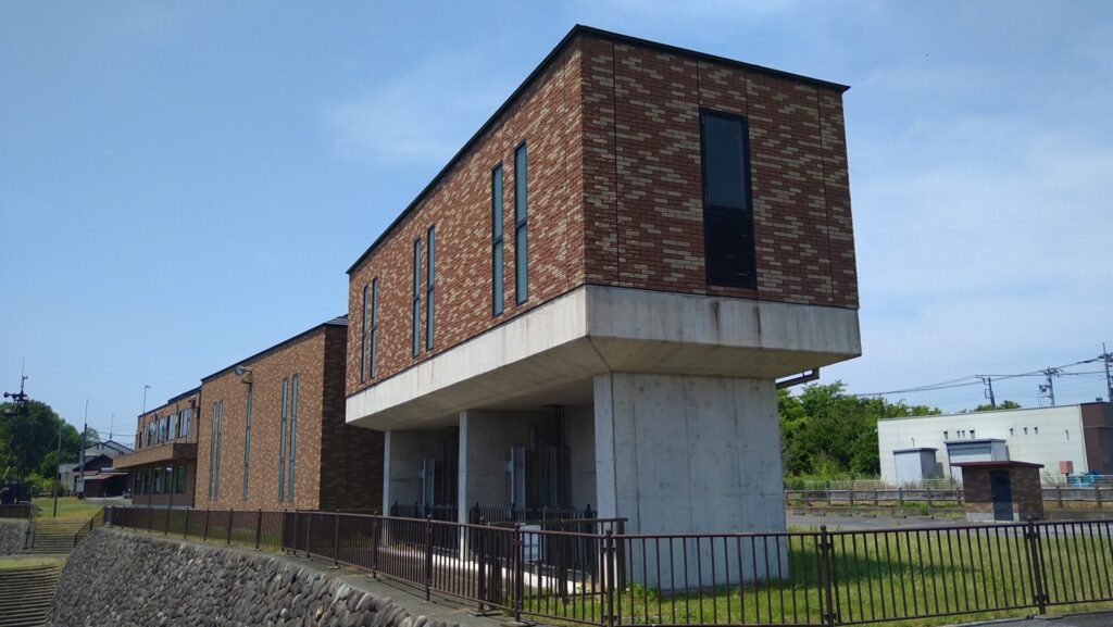 六堰頭首工の取水口