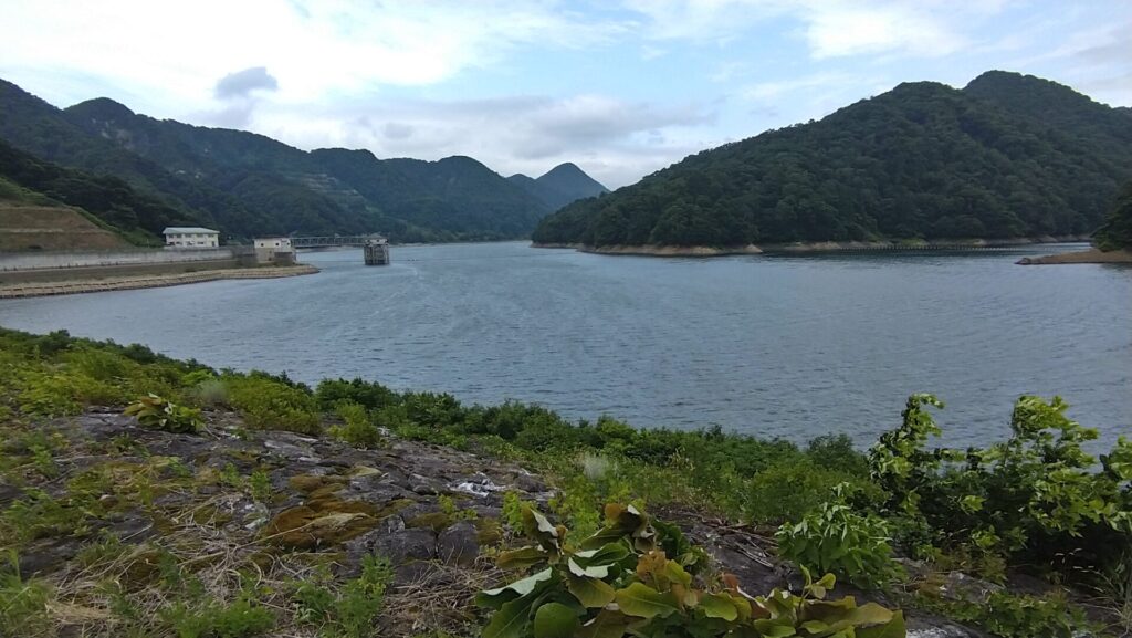 平成の湖の風景