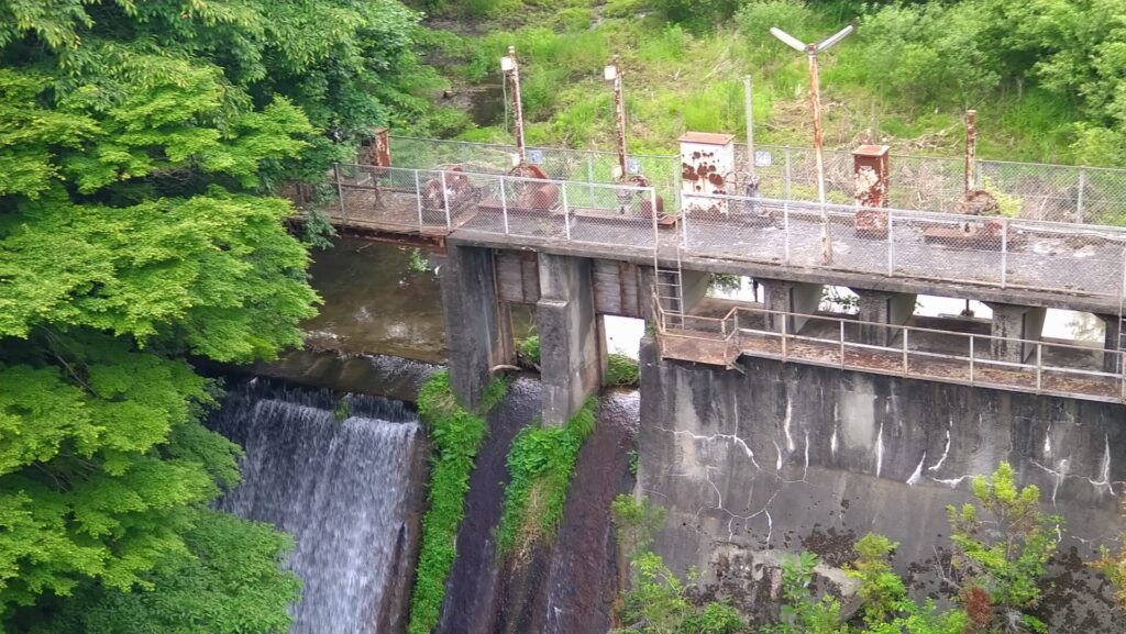 小山調整池のゲート