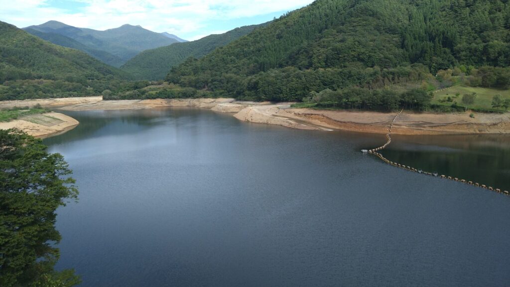 早池峰湖の風景