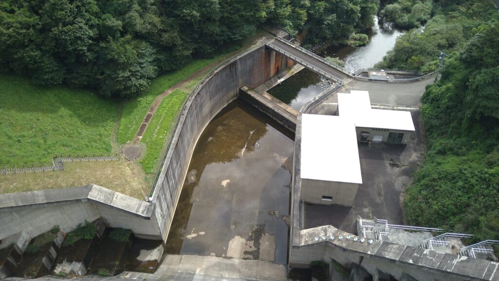 早池峰ダムの減勢工