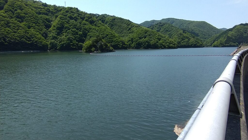 錦秋湖の風景
