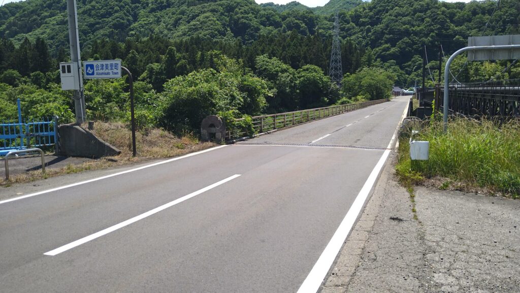 馬越頭首工の上流にある橋