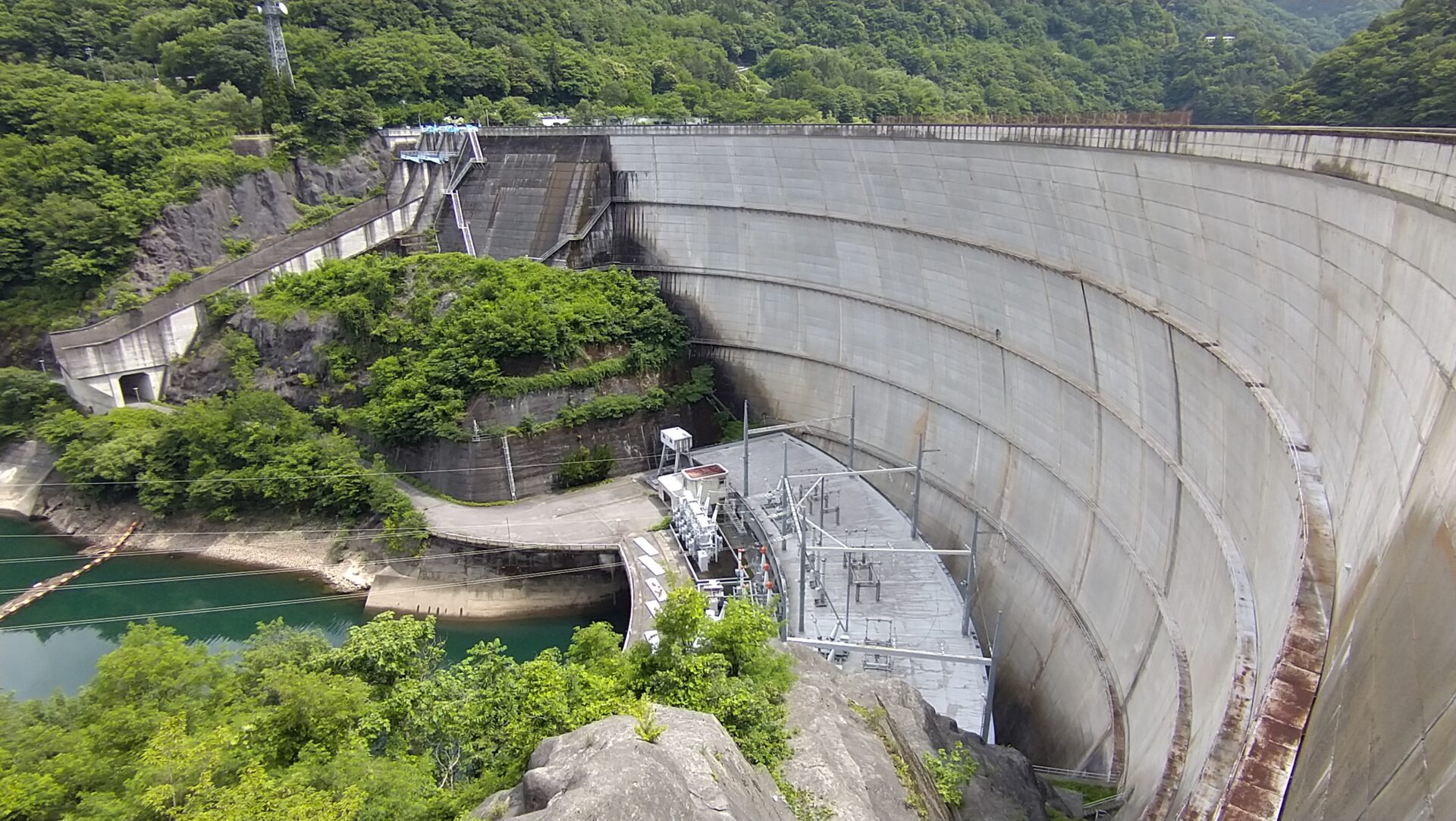 水殿ダム