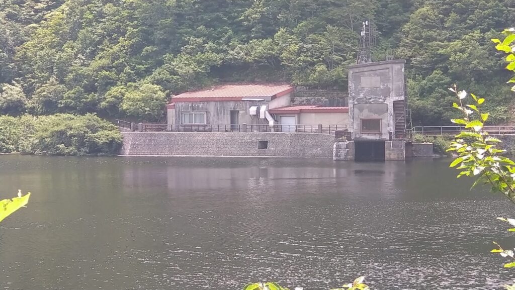 祐延ダムの取水口