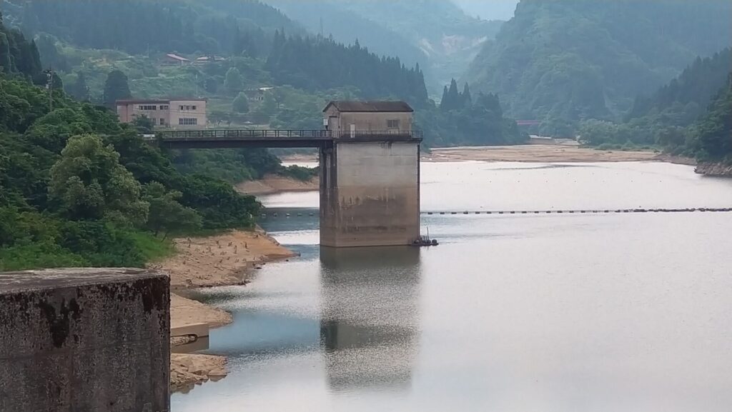 上市川第2ダムの取水設備