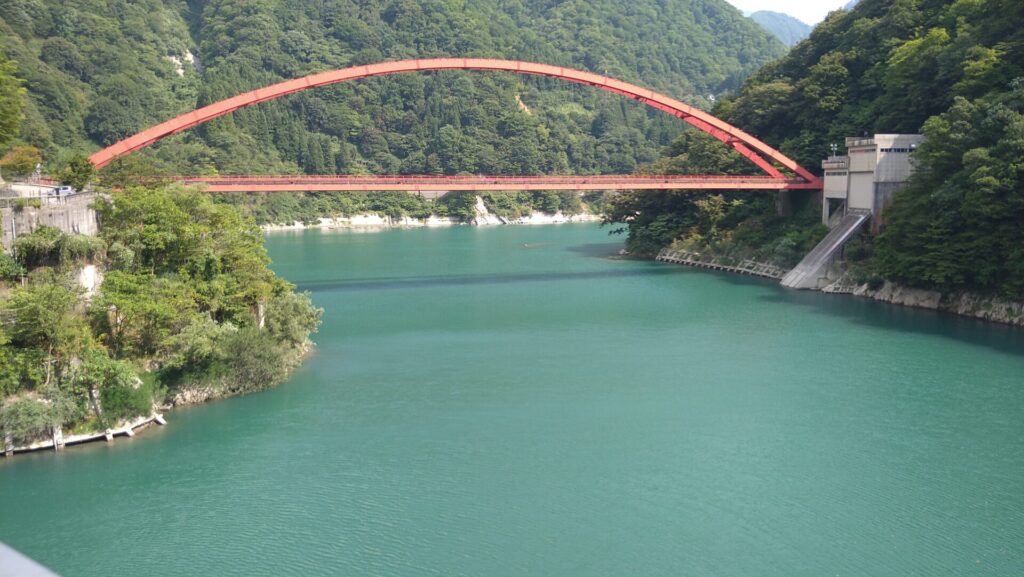 うなづき湖の風景