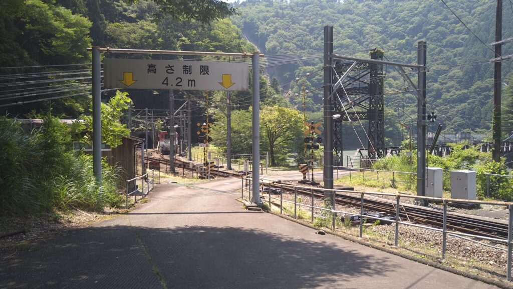 大井川ダム付近の風景